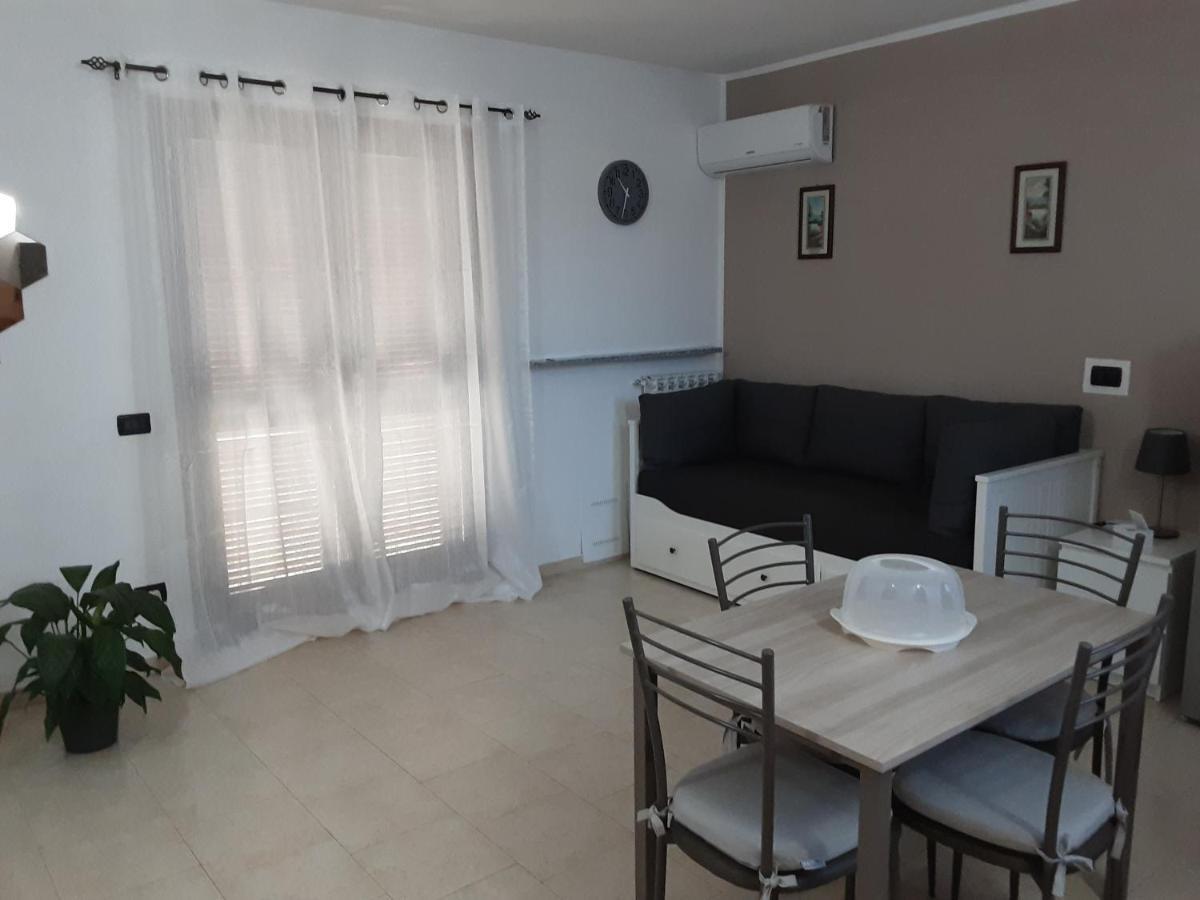 Carbonara al Ticino Appartamento Sofia In Zona Residenziale Strategica Wifi Gratuito מראה חיצוני תמונה