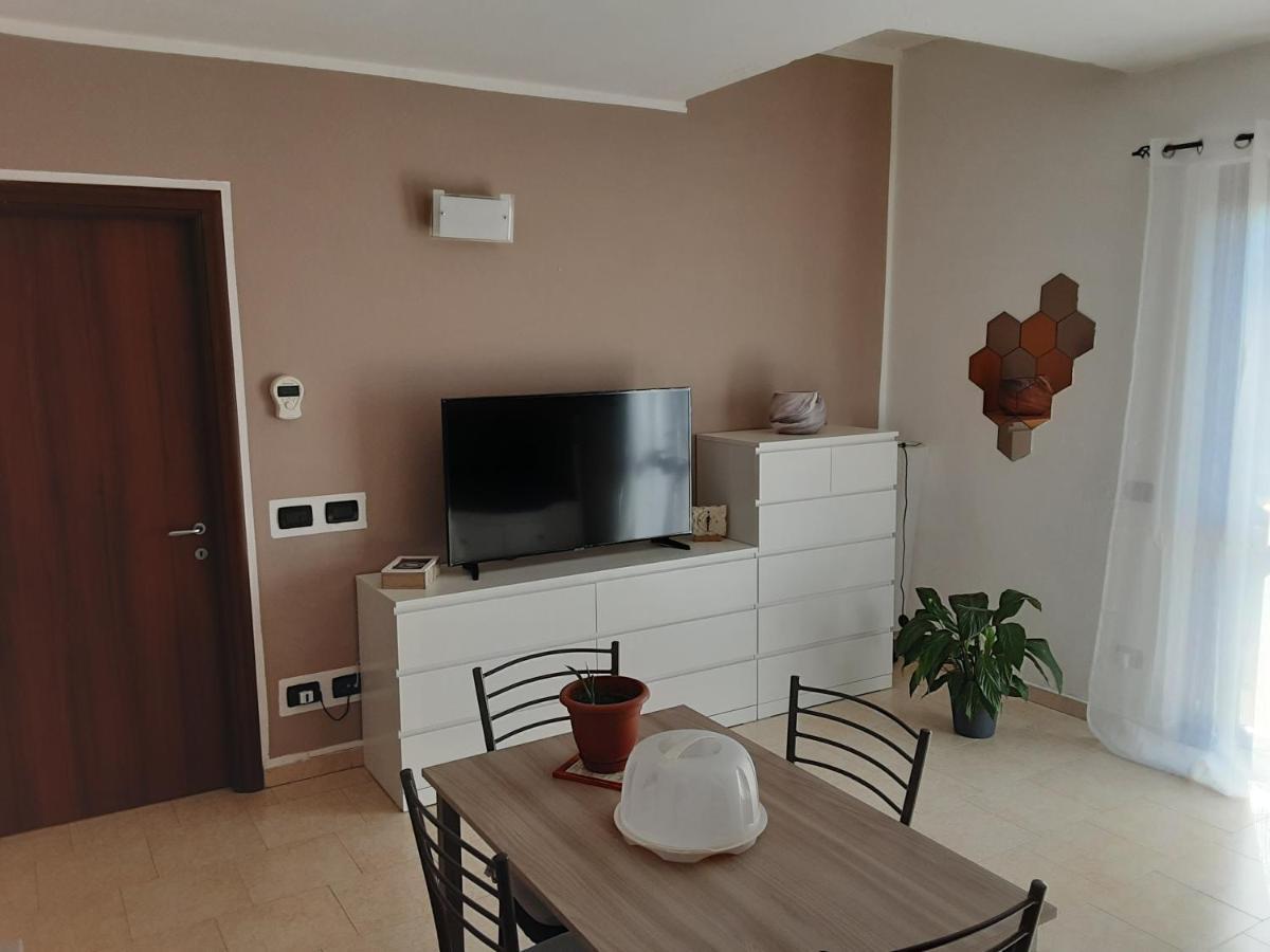 Carbonara al Ticino Appartamento Sofia In Zona Residenziale Strategica Wifi Gratuito מראה חיצוני תמונה